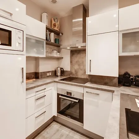 Apartment Le Sommeiller - For 2-4 People With Balcony In The Center *