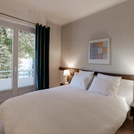 Le Sommeiller - For 2-4 People With Balcony In The Center