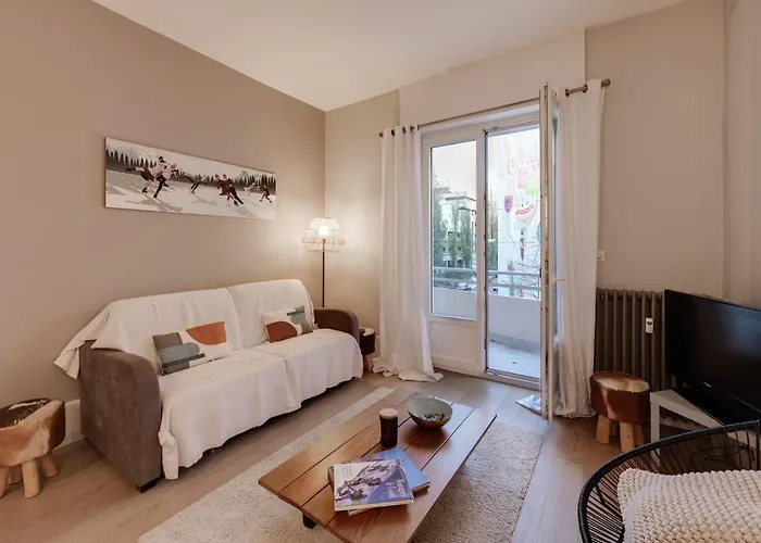 Le Sommeiller - For 2-4 People With Balcony In The Center *